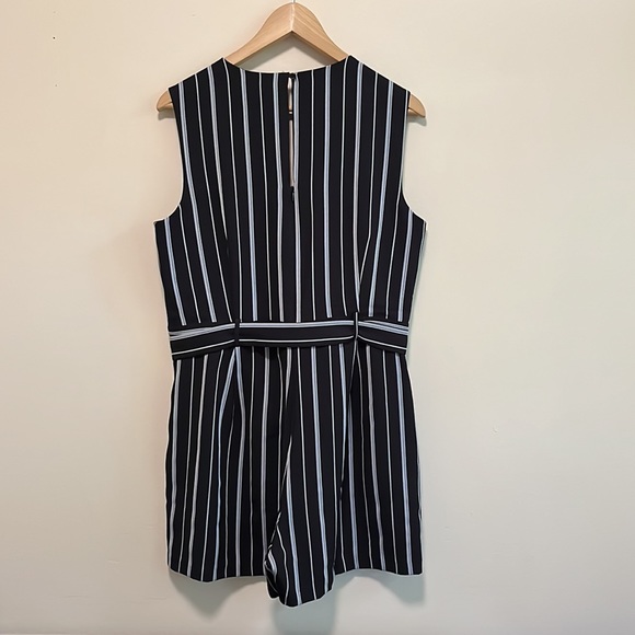 Banana Republic Factory Tailored Black and White Stripe Romper - Picture 6 of 15